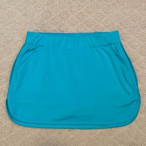 Columbia active skort size medium turquoise with pockets